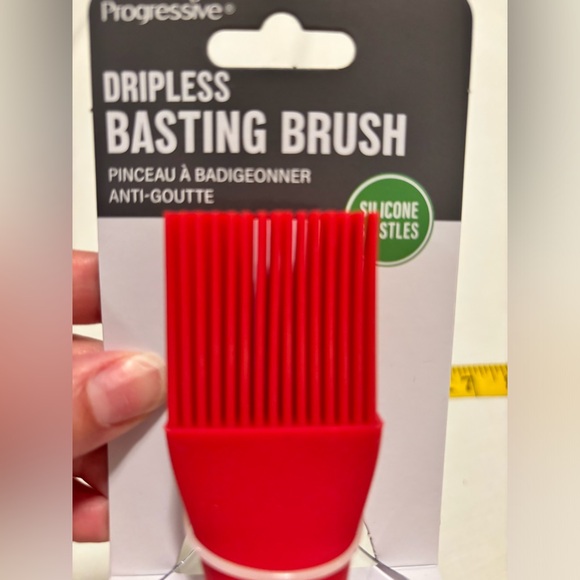Progressive 11” silicone dripless basting brush. - Picture 2 of 6